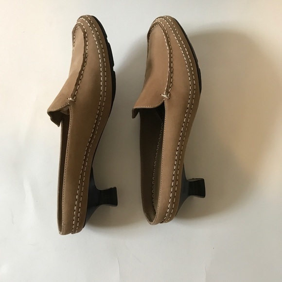Aerosoles Two Stitchy slip-on suede kitten heels - Picture 2 of 8